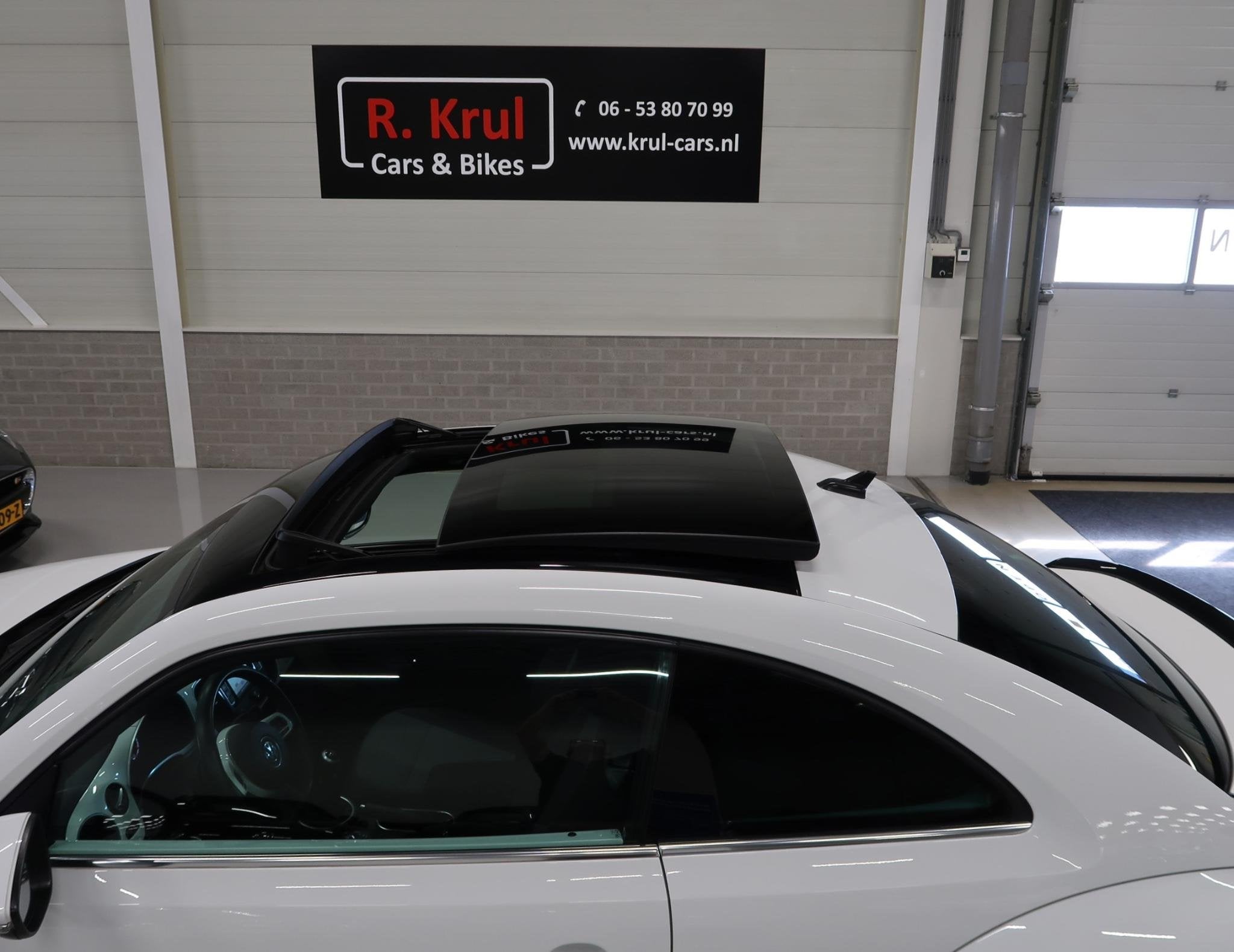 Volkswagen Beetle 1.2 TSI CUP Panoramadak Airco-ecc Navigati, Auto's, Voorwielaandrijving, Euro 5, Stof, Gebruikt