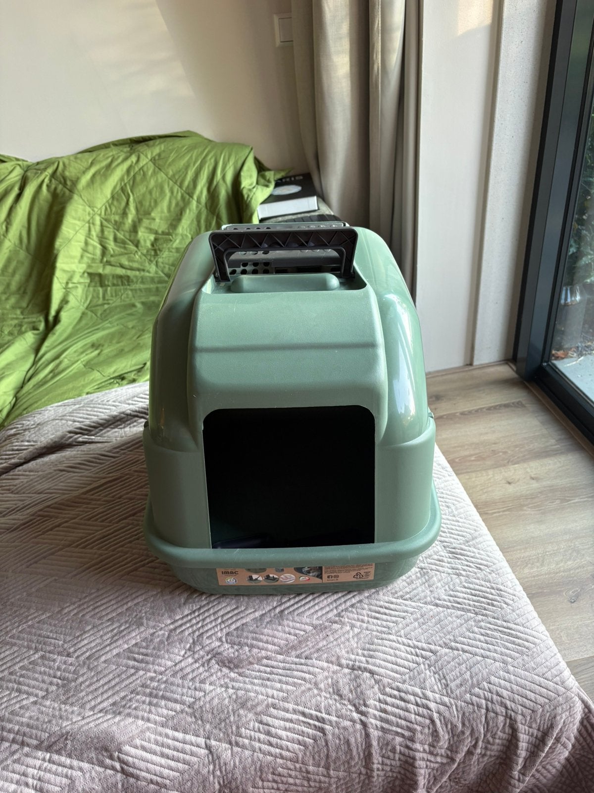 Kattenbaj, Ophalen, Zo goed als nieuw