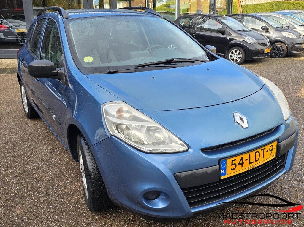 Renault Clio Estate 1.2 TCE Sélection Business Sport, Auto's, Renault, Voorwielaandrijving, Gebruikt, 4 cilinders, Blauw