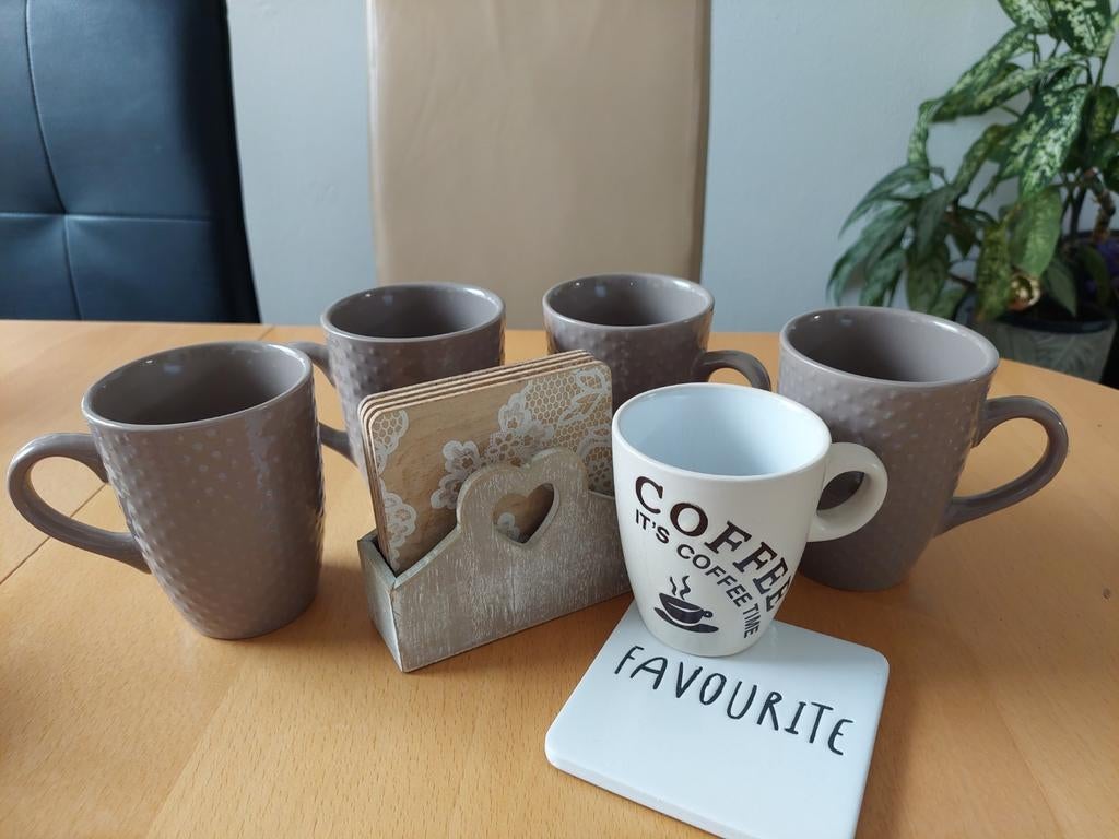 5 koffiemok met onderzetters, Ophalen of Verzenden, Overige stijlen, Overige typen