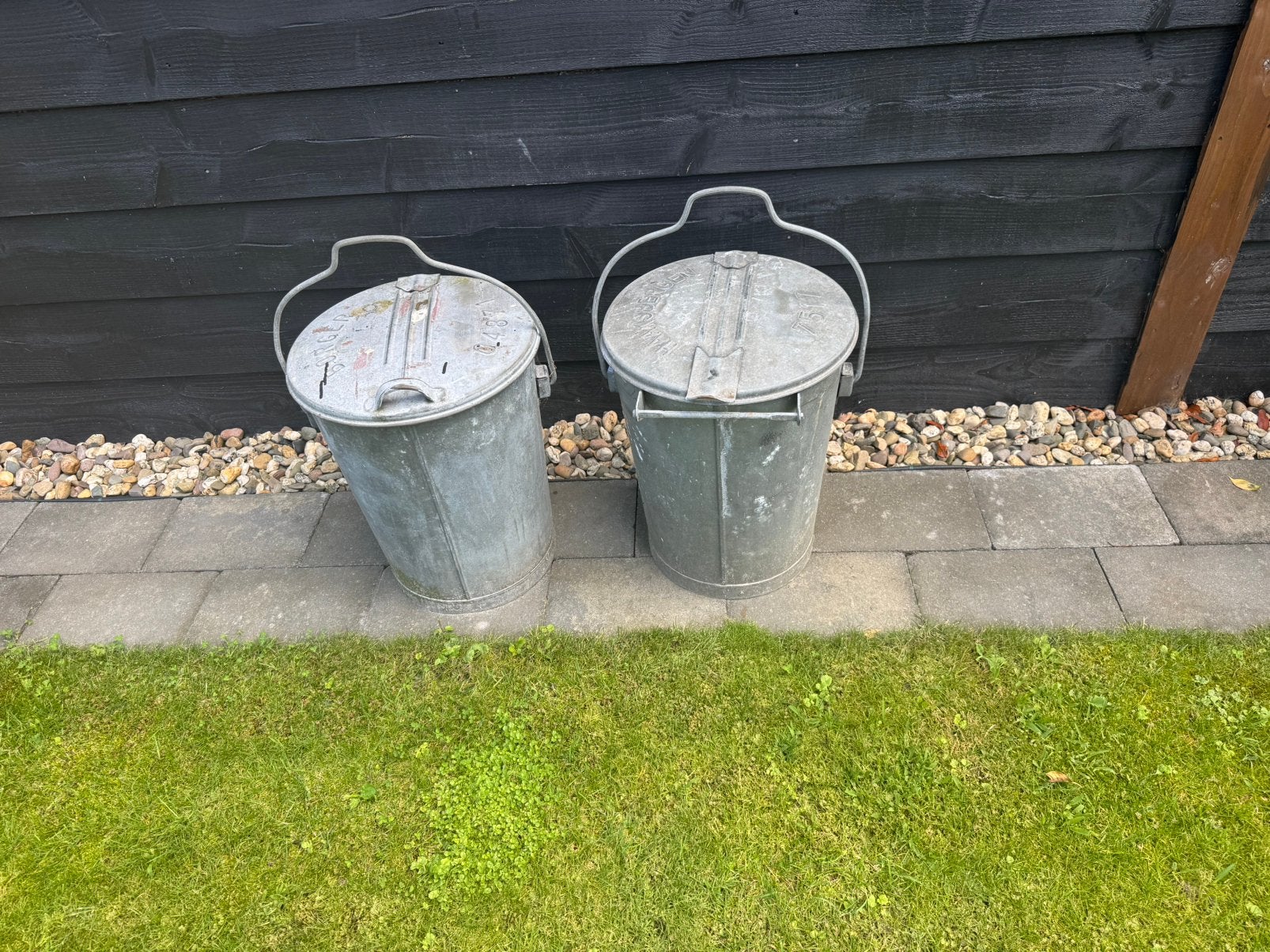 2 zinken emmers met deksel, Gebruikt, Minder dan 30 cm, Rond, Ophalen of Verzenden