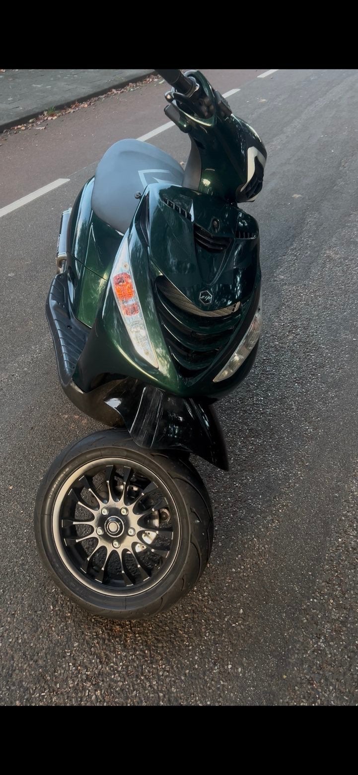 Zip 70cc mhr lc dd, Ophalen, Maximaal 45 km/u, Zo goed als nieuw, 70 cc