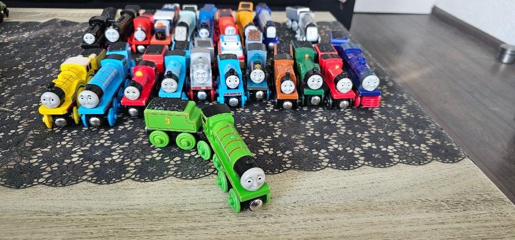 Thomas de trein Hout Henry, Ophalen of Verzenden, Zo goed als nieuw