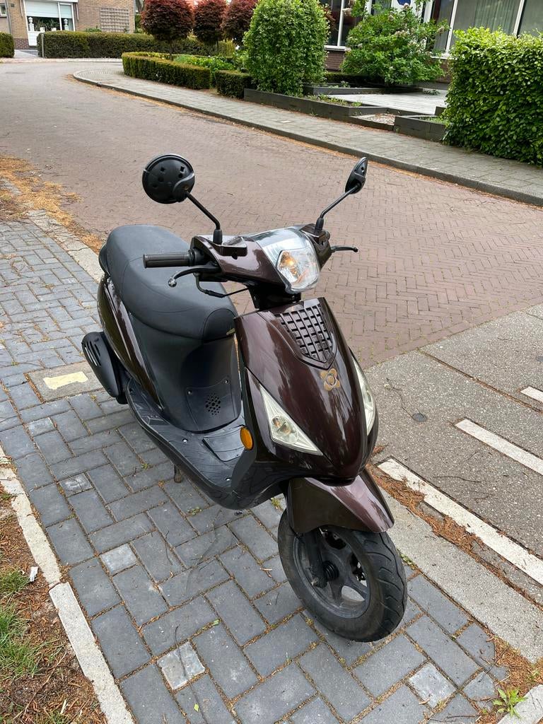 AGM VX50 Blauw Kenteken, Gebruikt, Benzine, Ophalen, Overige merken
