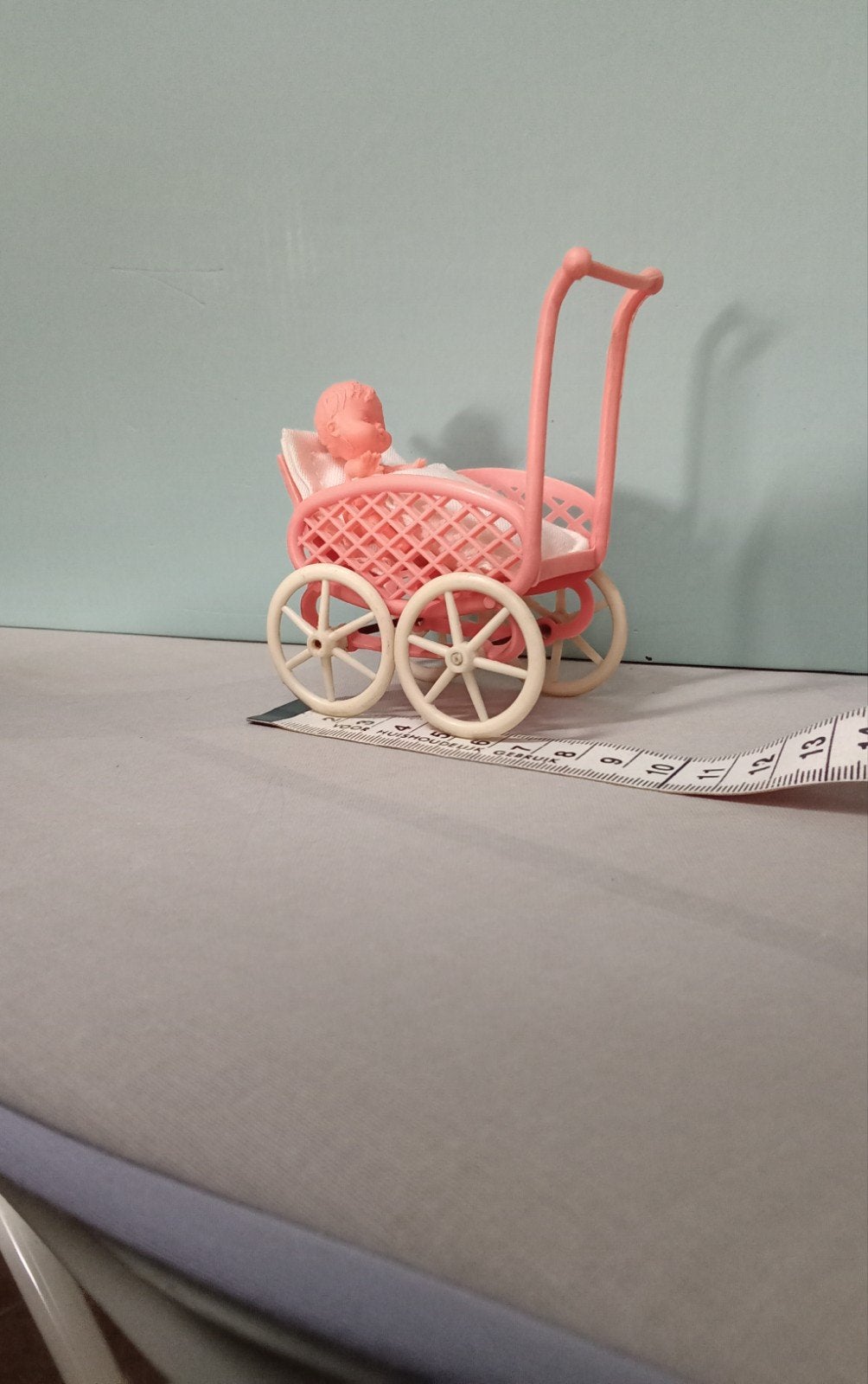 Kinderwagen, Verzamelen, Poppenhuizen en Toebehoren, Ophalen of Verzenden, Gebruikt, Poppenhuis