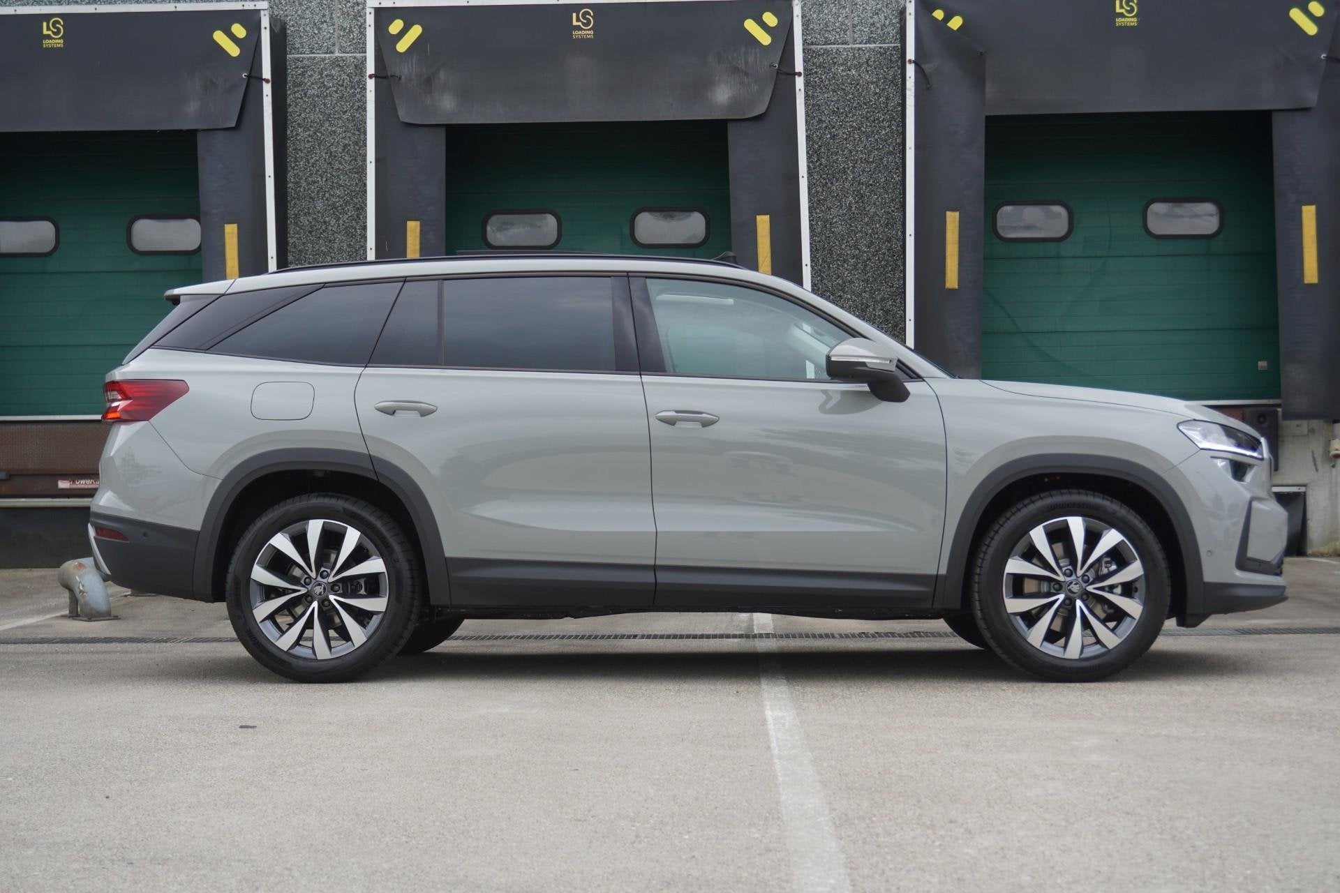 Skoda Kodiaq 1.5 TSI 204pk PHEV Business Edition Plus | 19", Auto's, 12 maanden, 1498 cc, 4 cilinders, Alcantara