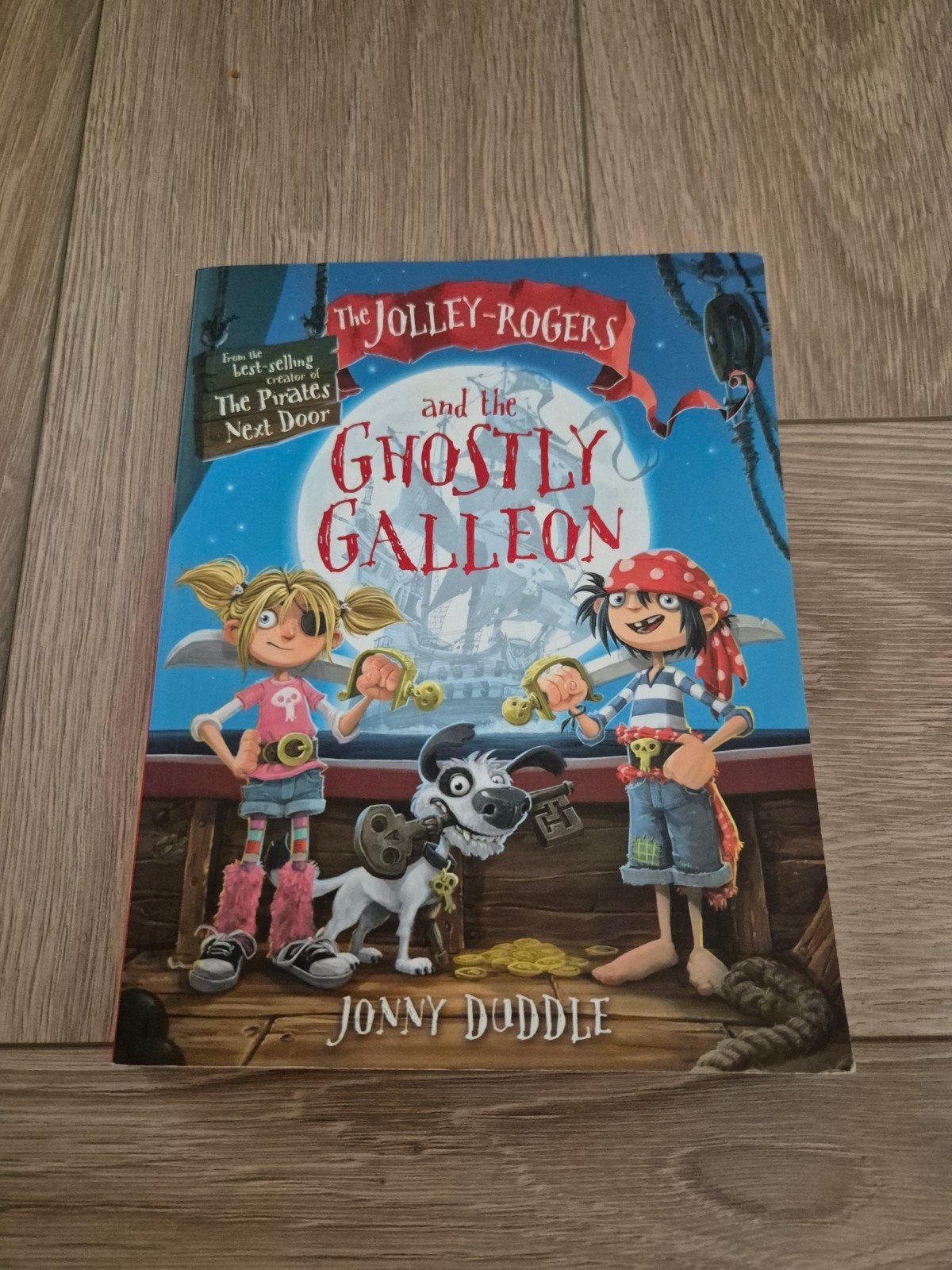 The Jolley-Rogers and the Ghostly Galleon - Jonny Duddle, Ophalen of Verzenden