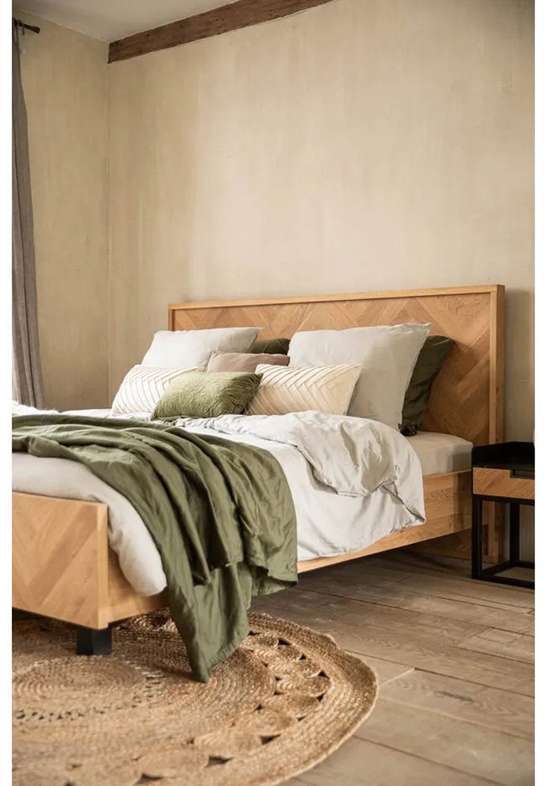 Eikenhouten bed met visgraatmotief - 200x175, Huis en Inrichting, Slaapkamer | Bedden, Ophalen, Tweepersoons, Zo goed als nieuw