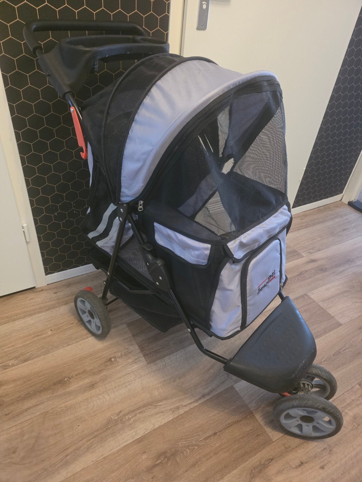 innopet hondenbuggy nette staat, Ophalen, Zo goed als nieuw