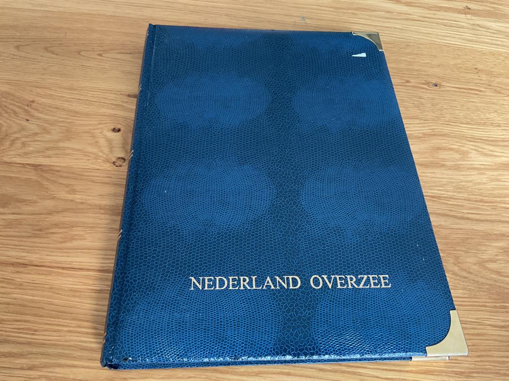 Stockboek Nederlandse Antillen en Suriname, Postzegels en Munten, Postzegels | Volle albums en Verzamelingen, Ophalen of Verzenden