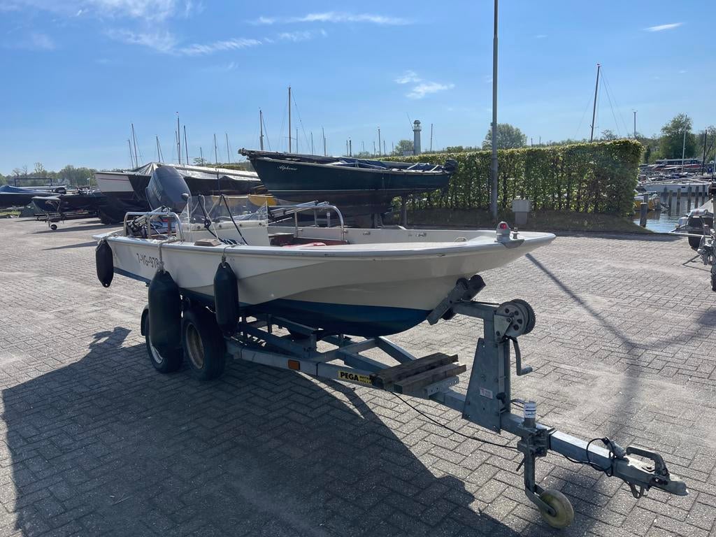 Boston Whaler 15 Classic, 90 Pk Yamaha met Pega trailer., Watersport en Boten, Overige merken, 4 m, Composieten, Elektrische start