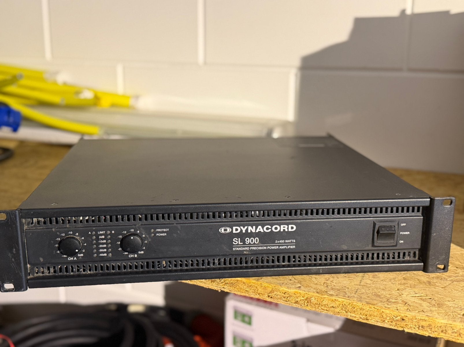 Dynacord SL 900 Professionele Eindversterker – 2x450W, Muziek en Instrumenten, Ophalen, Zo goed als nieuw