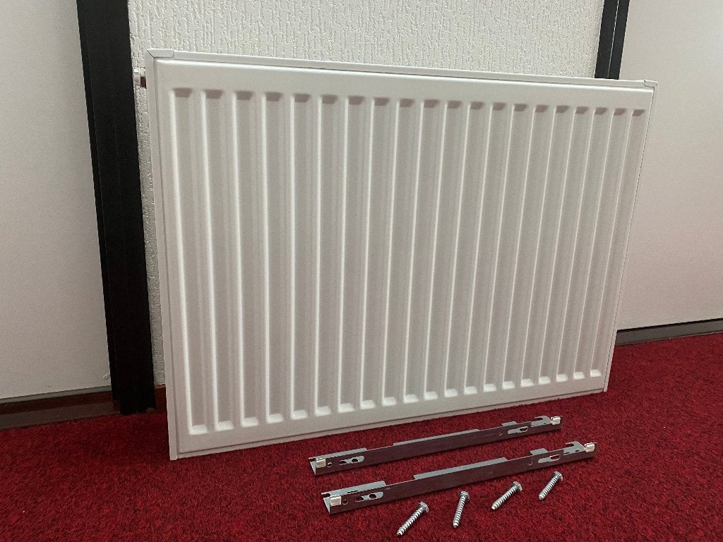 Radiator, 70x50x10, Ophalen, 30 tot 80 cm, Radiator, Nieuw