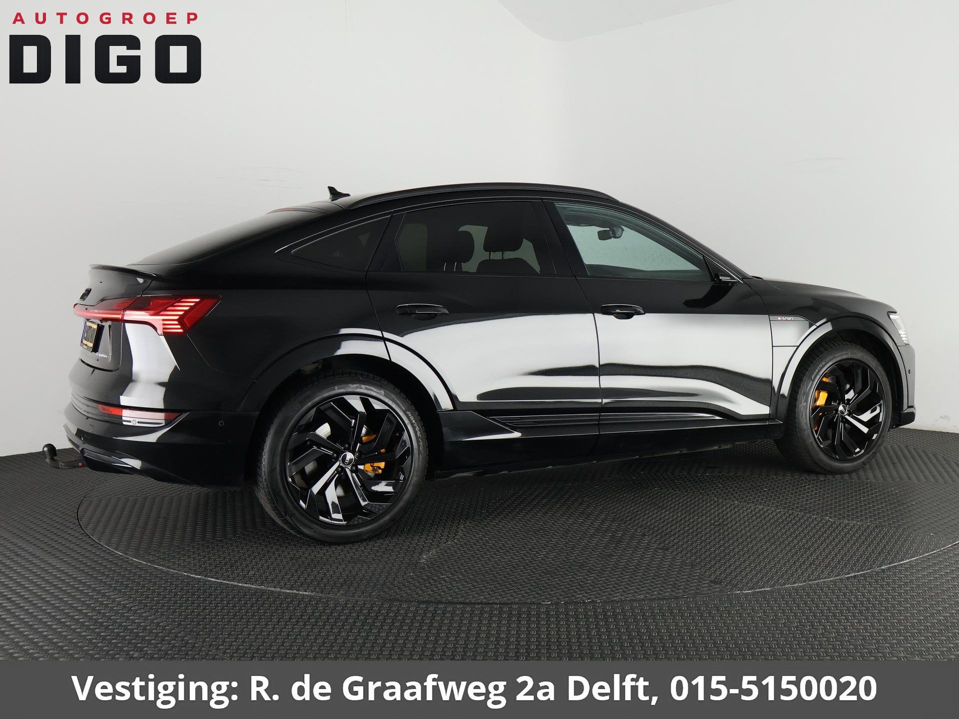 Audi e-tron Sportback 55 Quattro S Edition 95 kWh | Matrix L, Automaat, 131 €/maand, 95 kWh, Zwart