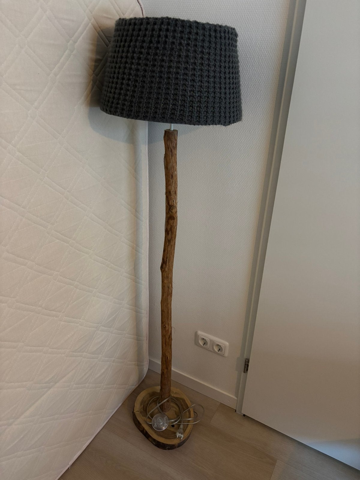 Staande lamp, Ophalen, Gebruikt