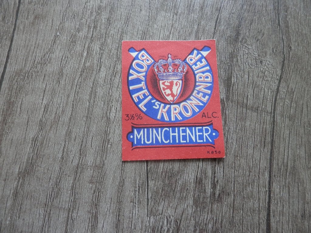 ouder bier etiket Boxtel's Kronenbier Munchener, Verzamelen, Ophalen of Verzenden, Zo goed als nieuw, Overige typen, Overige merken
