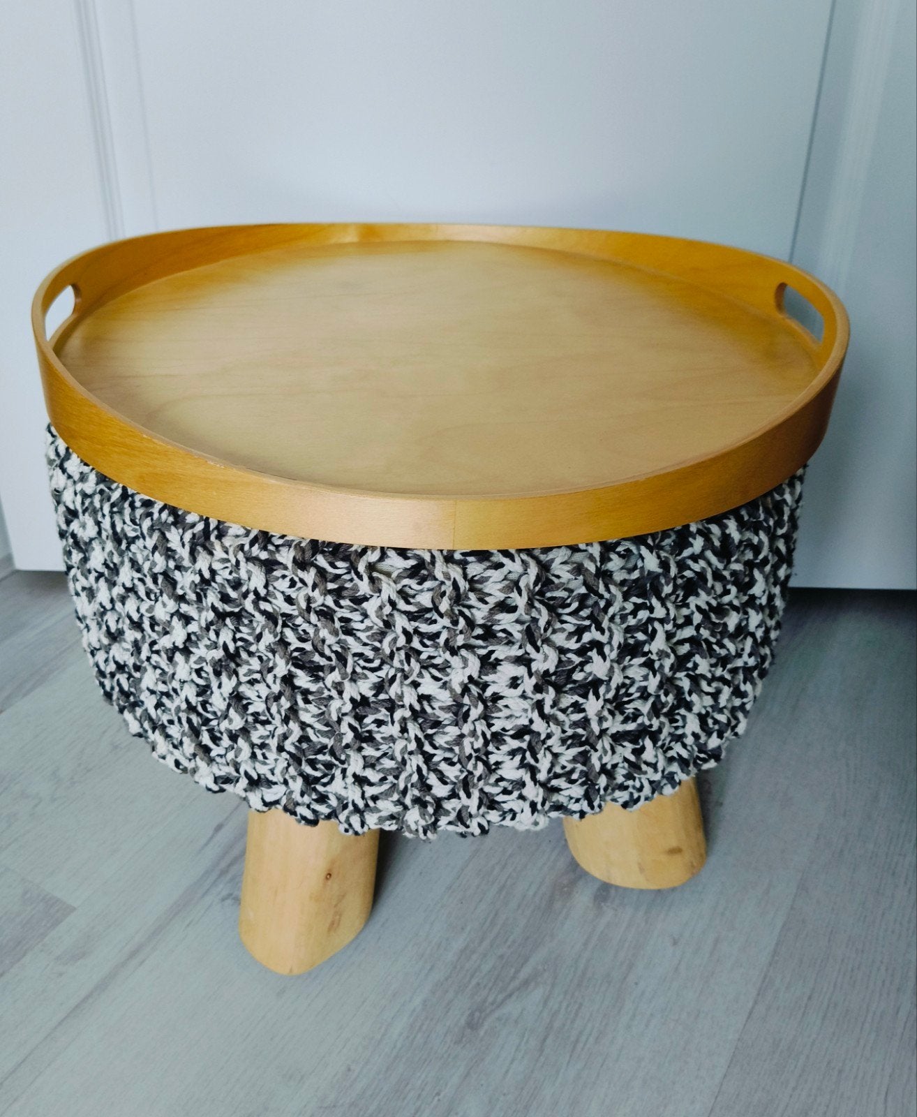 Bijzettafel of als kruk te gebruiken, Ophalen, Minder dan 45 cm, Minder dan 55 cm, Rond
