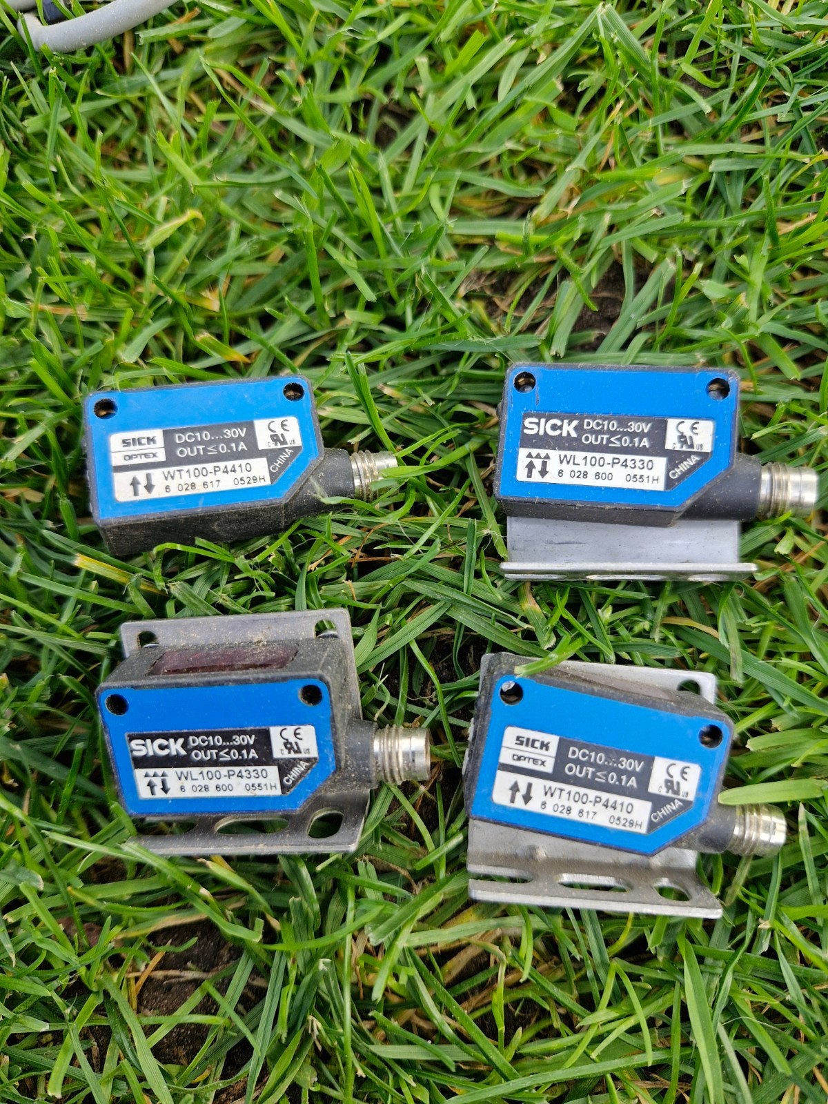 SICK WT100-P4410 en WT100-P4330 Sensoren, Ophalen of Verzenden