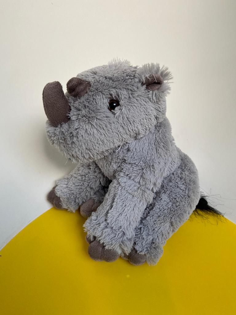 5725 Riverdale neushoorn grijs, Kinderen en Baby's, Speelgoed | Knuffels en Pluche, Ophalen of Verzenden, Zo goed als nieuw, Overige typen