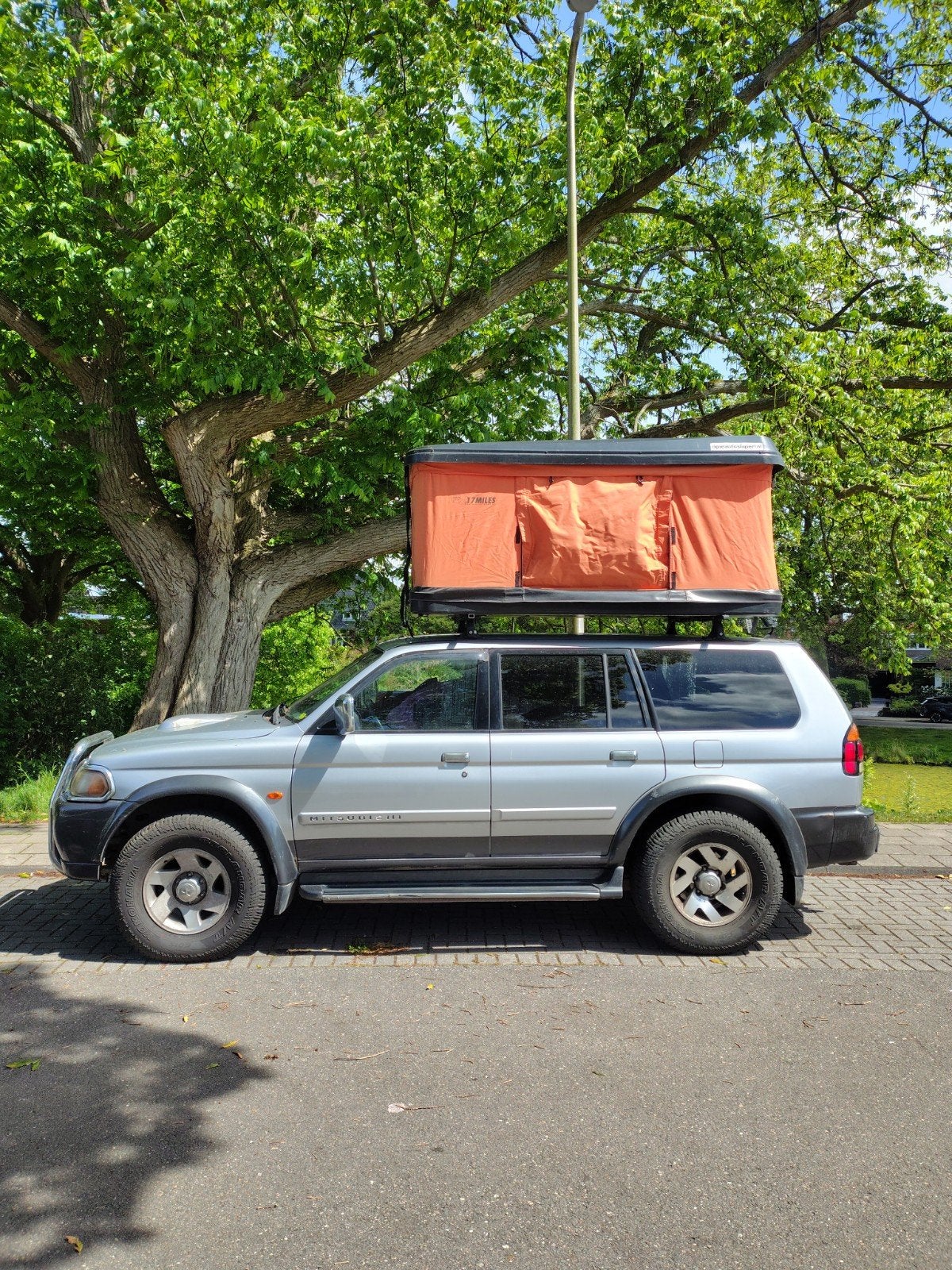 Mitsubishi Pajero 4x4 4WD 2.5TD 2004 Grijs, Beige, 4 cilinders, 226 €/maand, Particulier