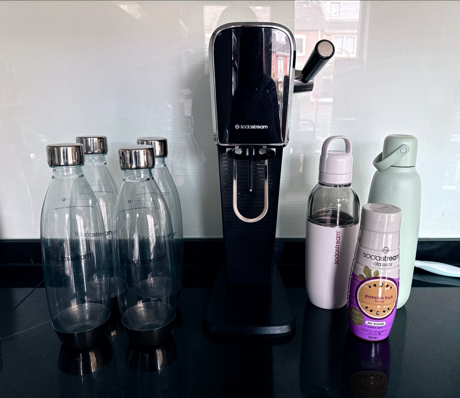 Sodastream ART met flessen en siroop, Witgoed en Apparatuur, Ophalen of Verzenden, Zo goed als nieuw