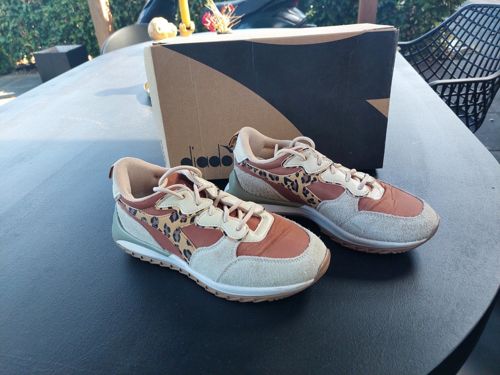 Diadora Sneakers  Maat 37, Kleding | Dames, Schoenen, Ophalen of Verzenden, Nieuw, Bruin, Sneakers of Gympen