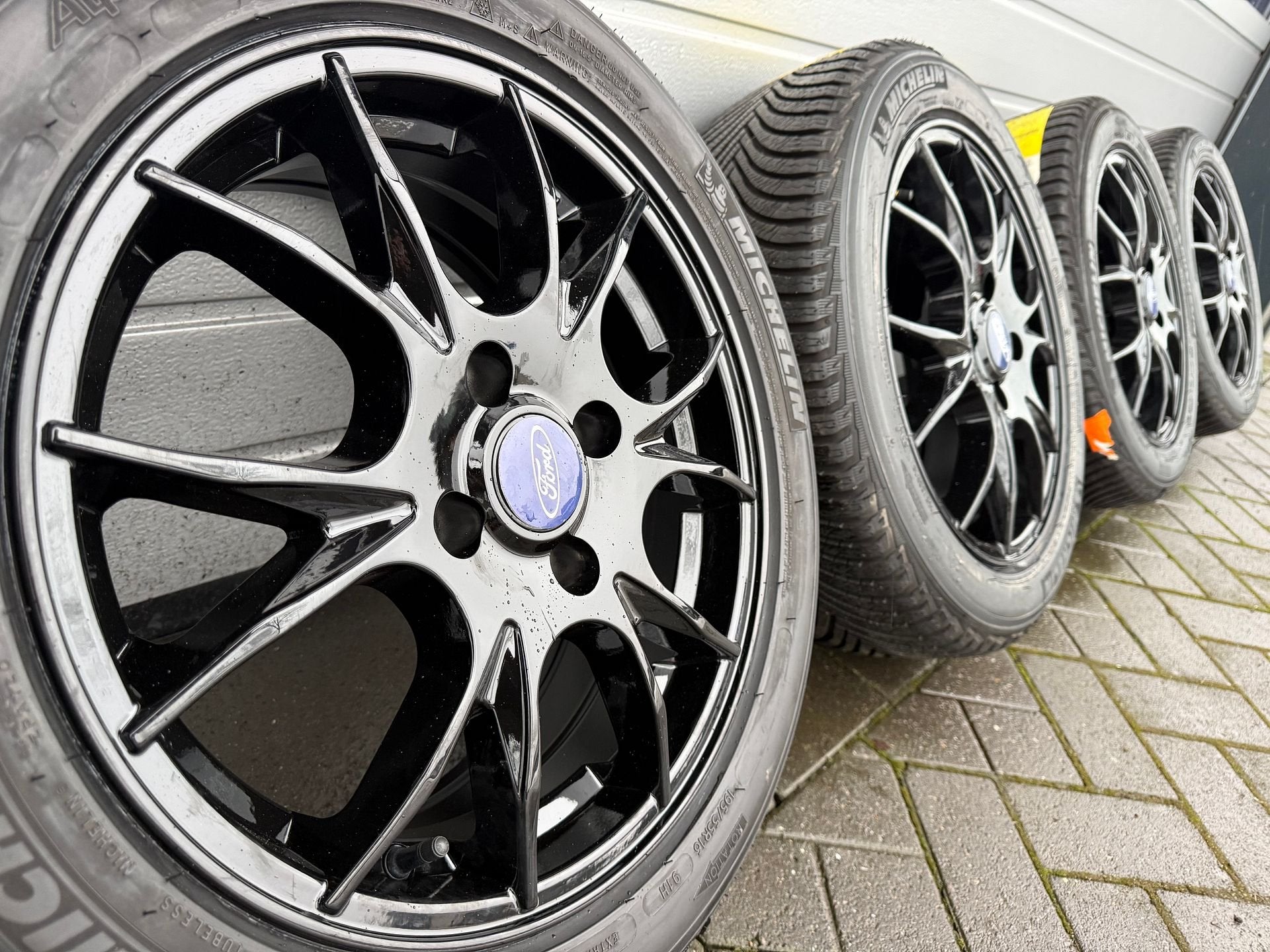 zwarte 16 inch Ford Fiesta B479 Fusion B Max velgen banden, Auto-onderdelen, Banden en Velgen, -, Banden en Velgen, Nieuw, Ophalen of Verzenden