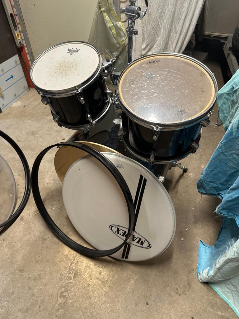 Drumstel met bekkens zonder stokken, Muziek en Instrumenten, Ophalen, Gebruikt, Overige merken