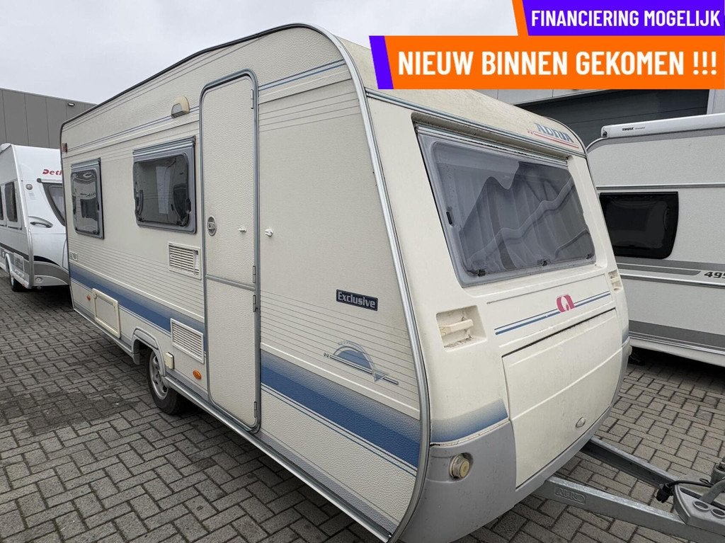 Adria UNICA 462 DP EXCLUSIVE VOORTENT, FRANSBED, TREINZIT, Serviceluik, Bedrijf, 750 - 1000 kg, Adria