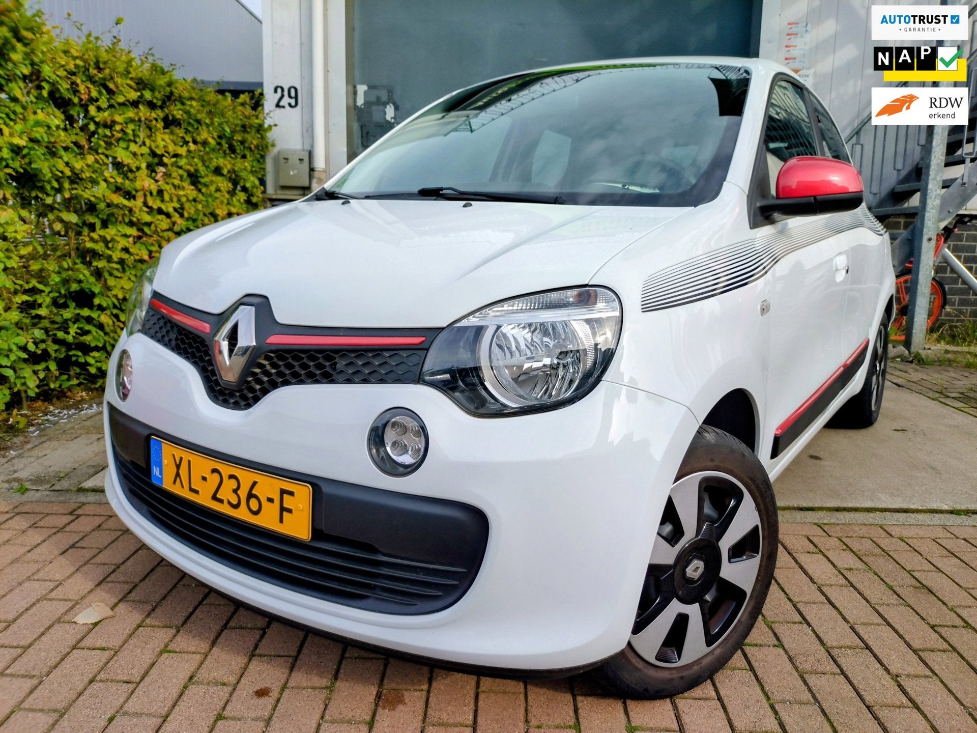 Renault Twingo 1.0 SCe Collection Airco 1e eigenaar, Auto's, Gebruikt, Wit, Origineel Nederlands, Bedrijf