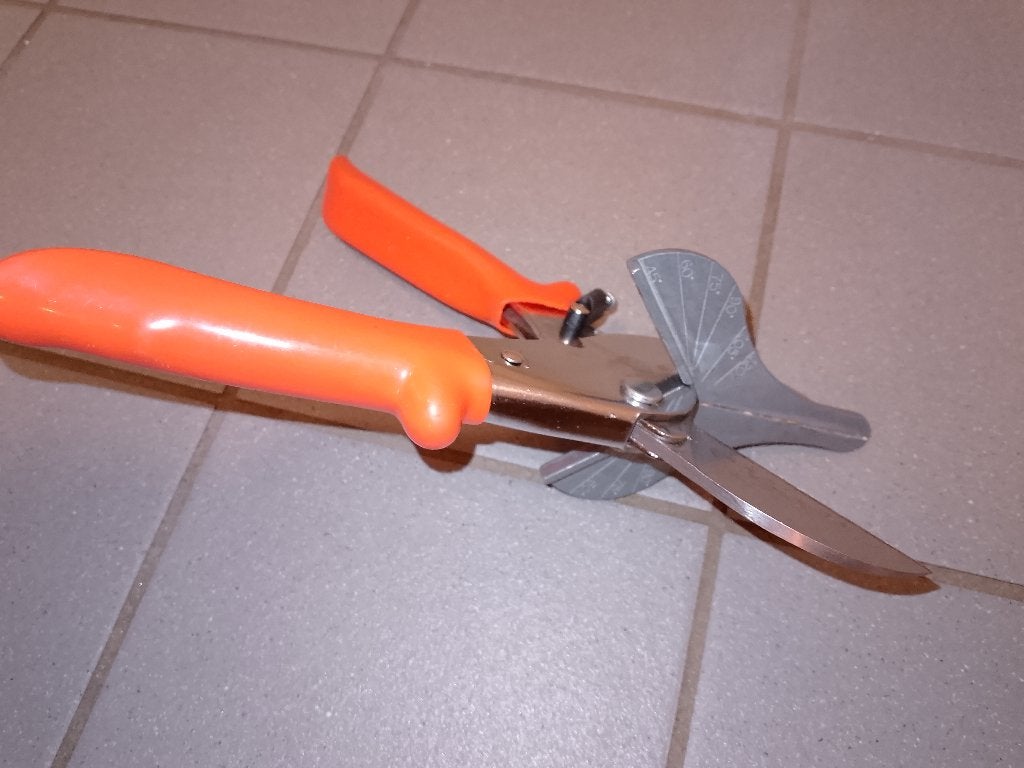 Professionele Verstek- Plintenschaar Gradenboog (Snelwissel), Doe-het-zelf en Verbouw, Gereedschap | Handgereedschap, Gebruikt