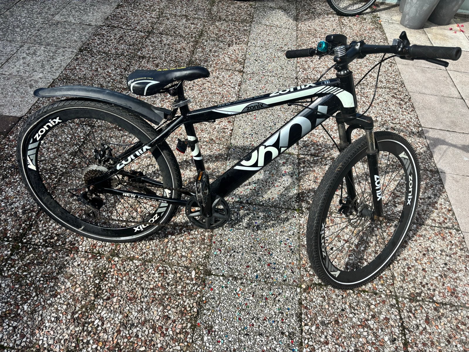 Zonix mountainbike - nette staat - vering en schijfremmen, Overige merken, Fully, Ophalen of Verzenden, Zo goed als nieuw