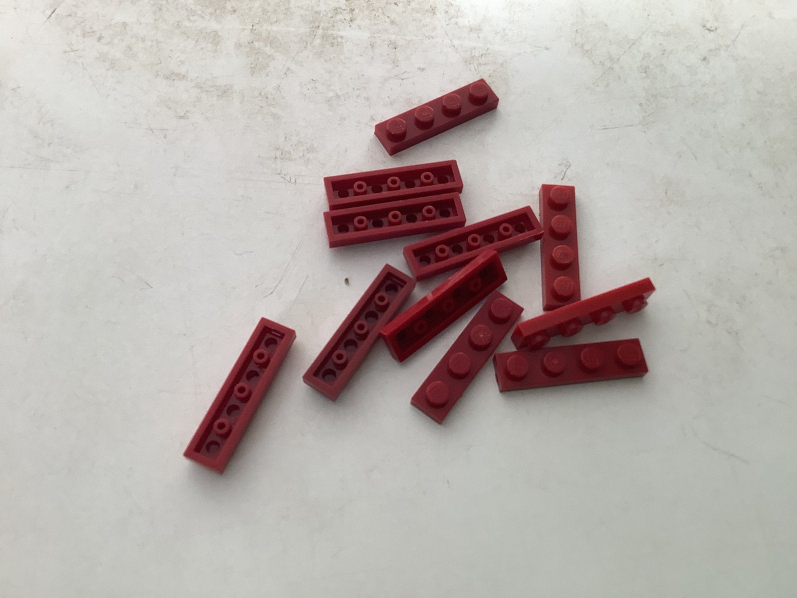 Lego plaat 1x4 donker rood, Ophalen of Verzenden, Gebruikt, Losse stenen, Lego
