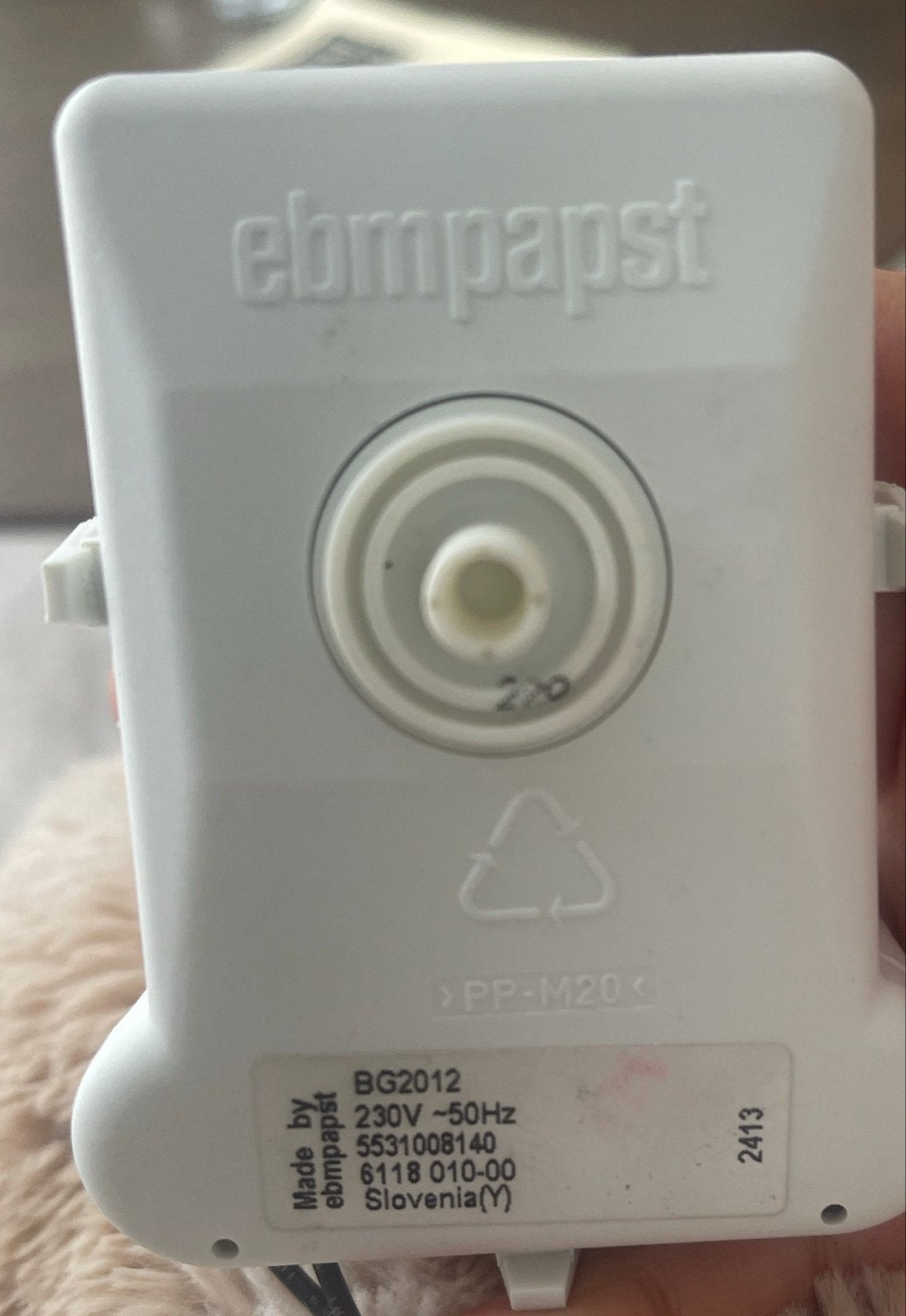 Gezocht: Liebherr ventilatormotor BG2012 / 6118010 / 6118012, Ophalen of Verzenden, Gebruikt