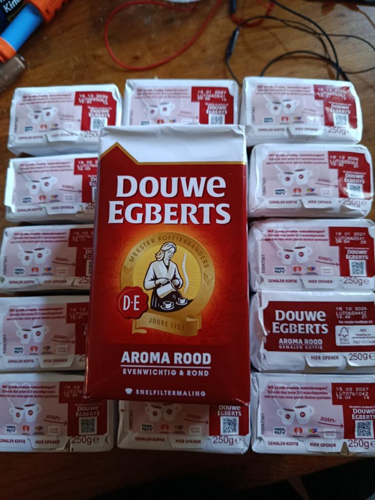 Douwe Egberts snelfilter koffie 16 pakken van 250 gram, Diversen, Levensmiddelen, Ophalen