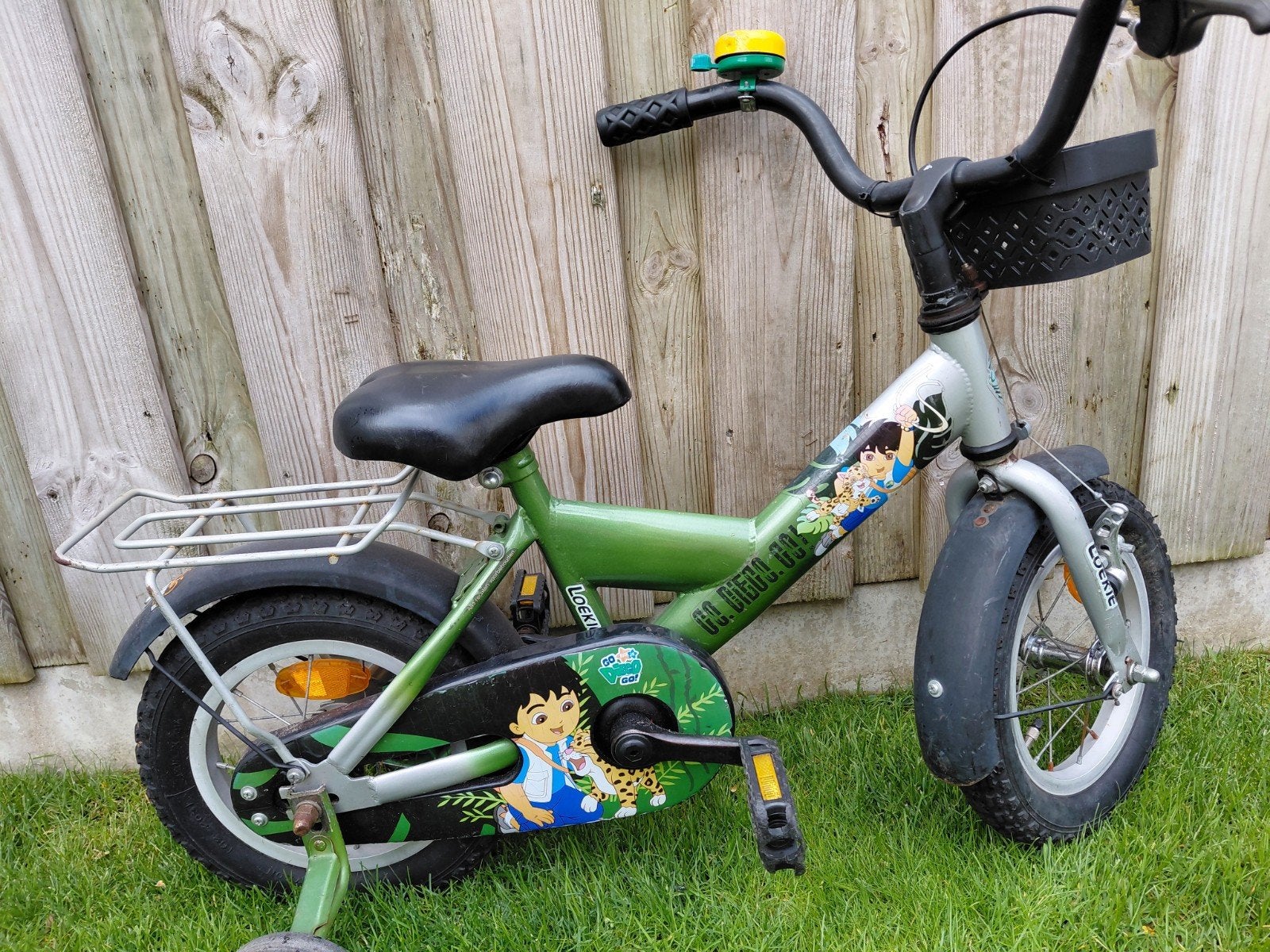 Gratis afhalen peuterfietsje.Functioneerd nog goed, Fietsen en Brommers, Ophalen, Gebruikt, Minder dan 16 inch, Zijwieltjes