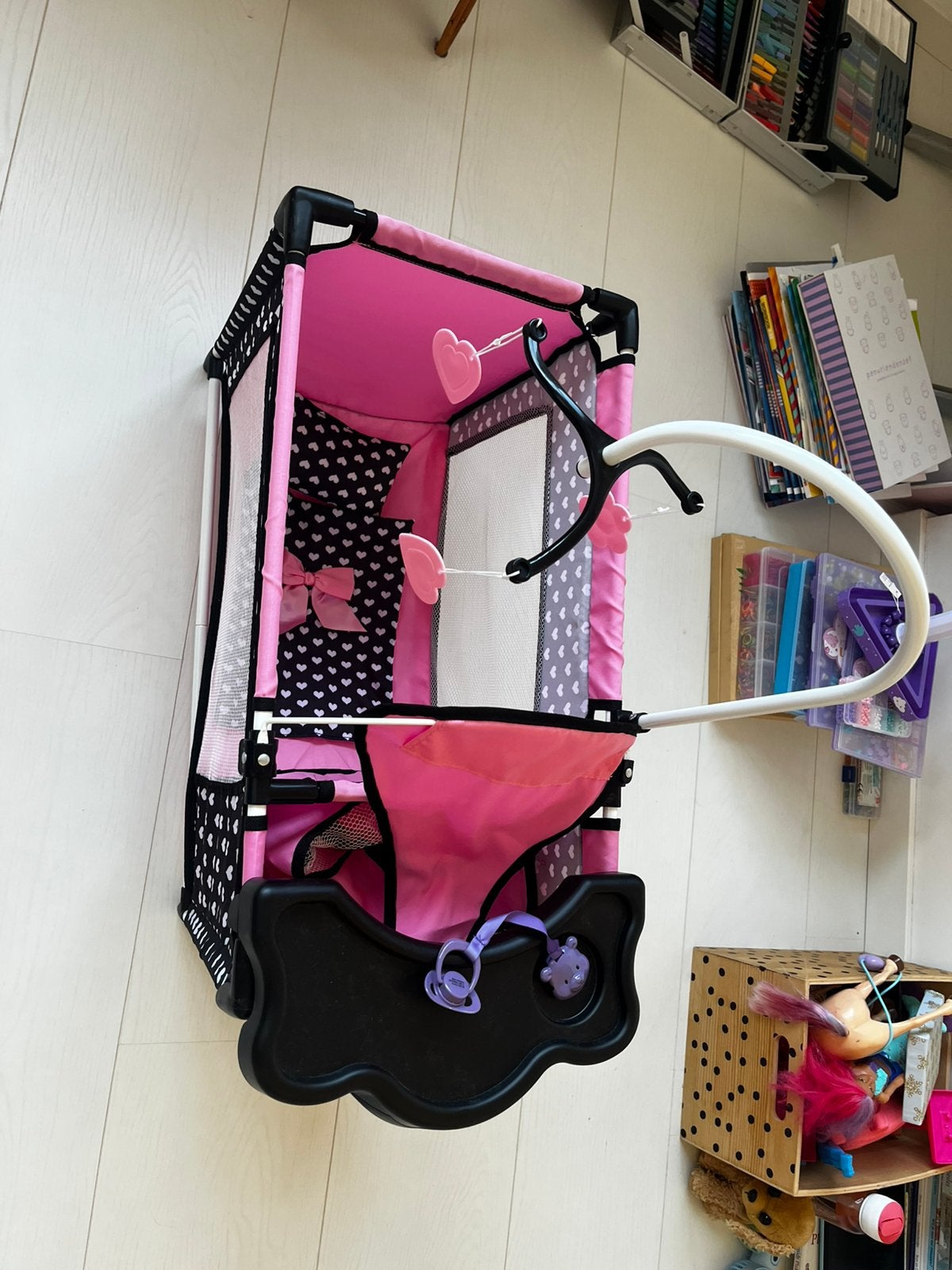 Poppenbedje, Ophalen, Zo goed als nieuw, Babypop