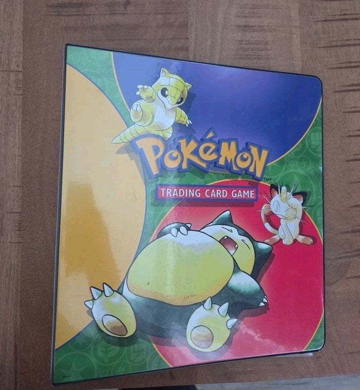 Pokémon Kaarten Vintage map + kaarten en accessoires 1999, Ophalen of Verzenden, Gebruikt, Meerdere kaarten
