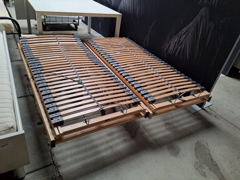 (0663) twee dezelfde lattenbodems van 90x200 cm., Ophalen, Gebruikt, 90 cm, ,