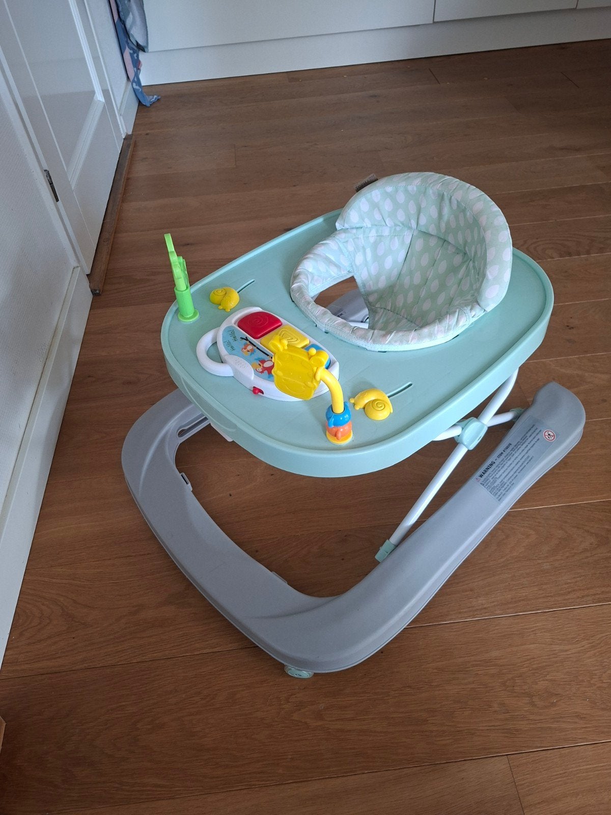 Babywalker met speelpaneel en geluid, Ophalen, Zo goed als nieuw, Overige typen, Met wieltjes