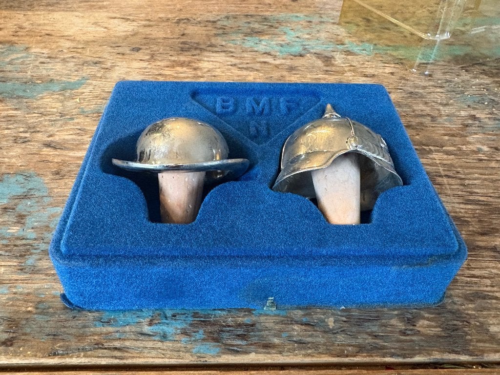 2 Verzilverde Wijnafsluiters in Originele Verpakking, Overige typen, Ophalen of Verzenden, Nieuw, Overige materialen