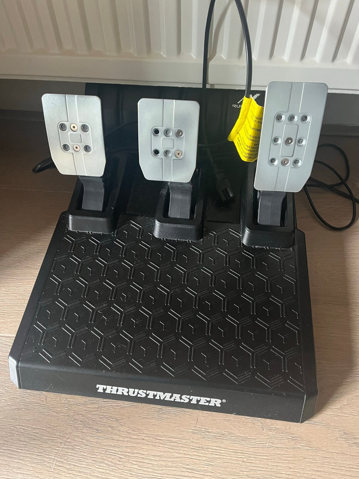 Thrustmaster T-GT II racestuur met T-LCM pedalen, Spelcomputers en Games, Ophalen, Overige merken, Zo goed als nieuw