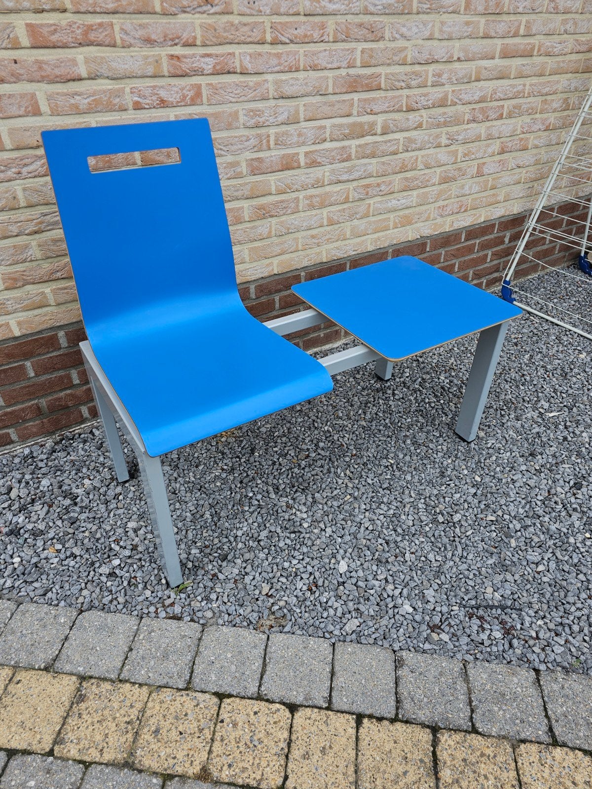 (Wachtkamer)stoel met plateau, degelijke kwaliteit., Ophalen, Blauw, Zo goed als nieuw, Metaal