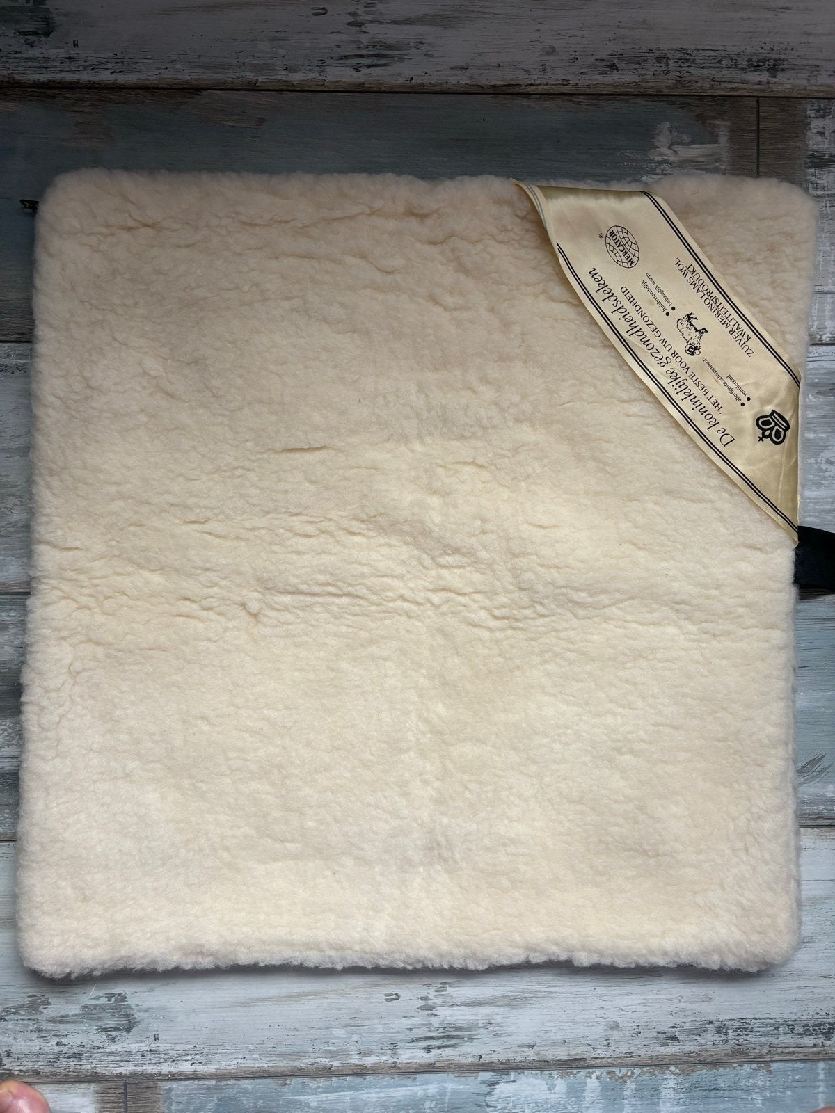 Zacht Wollen Zitkussen - Nieuwstaat, Ophalen of Verzenden, Zo goed als nieuw, Beige, Vierkant