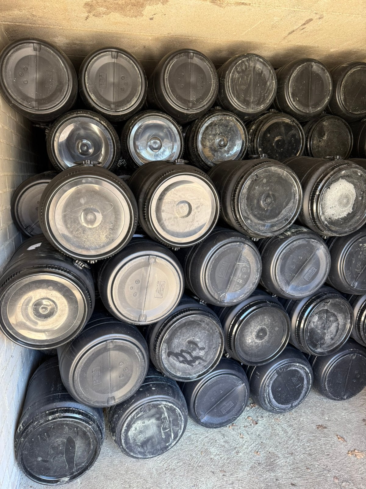 Grote partij 60 liter Curtec tonnen, Ophalen