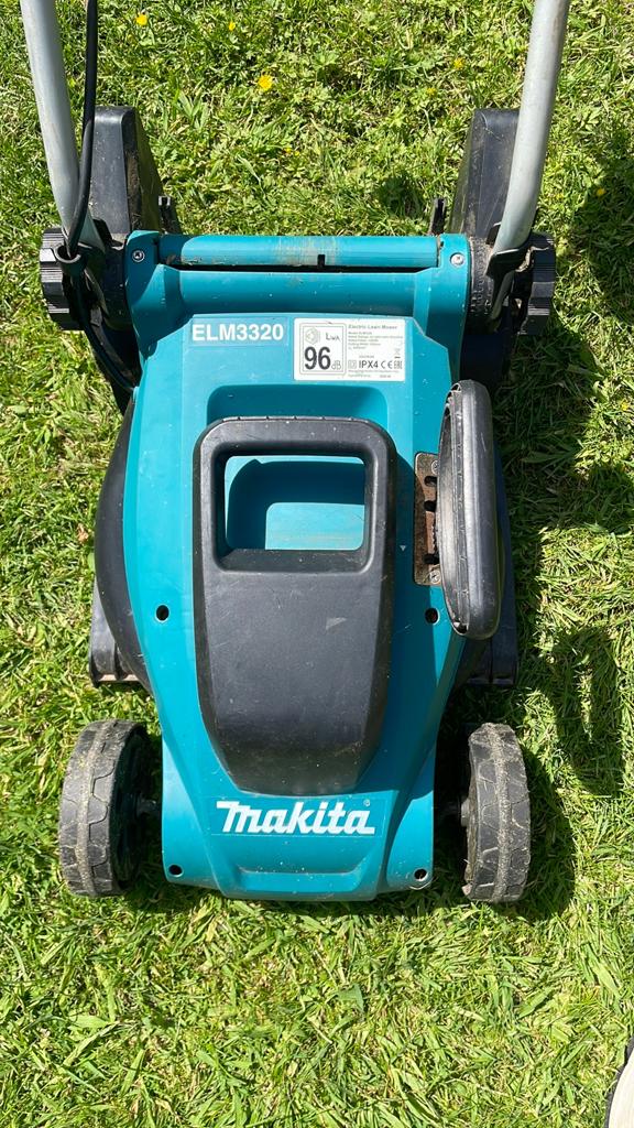 Makita ELM3320 grasmaaier - Volledig Werkend, Ophalen, Cirkelmaaier, Gebruikt, Elektrische grasmaaier