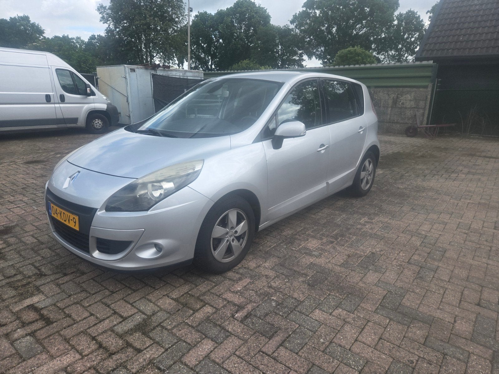 Renault Scénic 1.4 TCE 96KW 2009 Grijs, Auto's, Renault, Voorwielaandrijving, 1295 kg, 4 cilinders, 75 €/maand