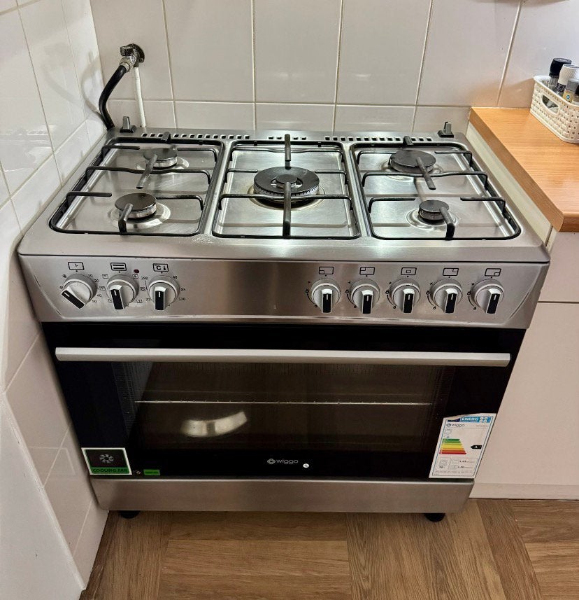 Wiggo WO-E905R - Gasfornuis, Witgoed en Apparatuur, Fornuizen, Ophalen, Gebruikt, 4 kookzones, Inbouw