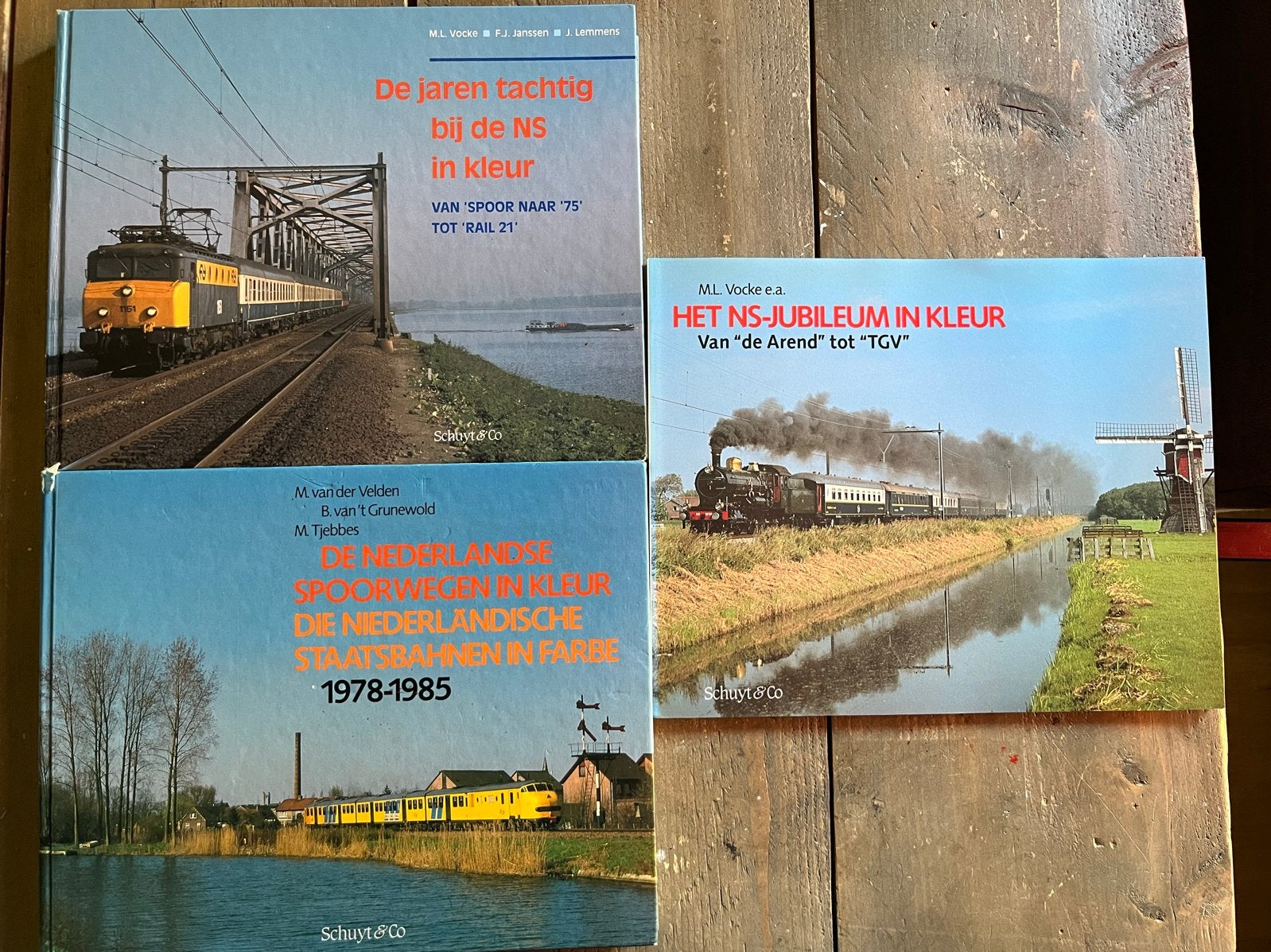 3x NS Treinboeken: Jaren '80, Jubileum, Spoorwegen in Kleur, Ophalen of Verzenden, Gelezen, Trein