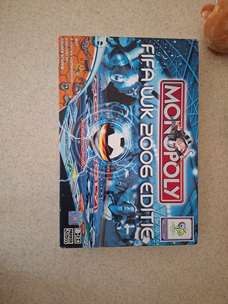 Monopoly Fifa WK 2006 editie - compleet, Hobby en Vrije tijd, Gezelschapsspellen | Bordspellen, Ophalen, Zo goed als nieuw